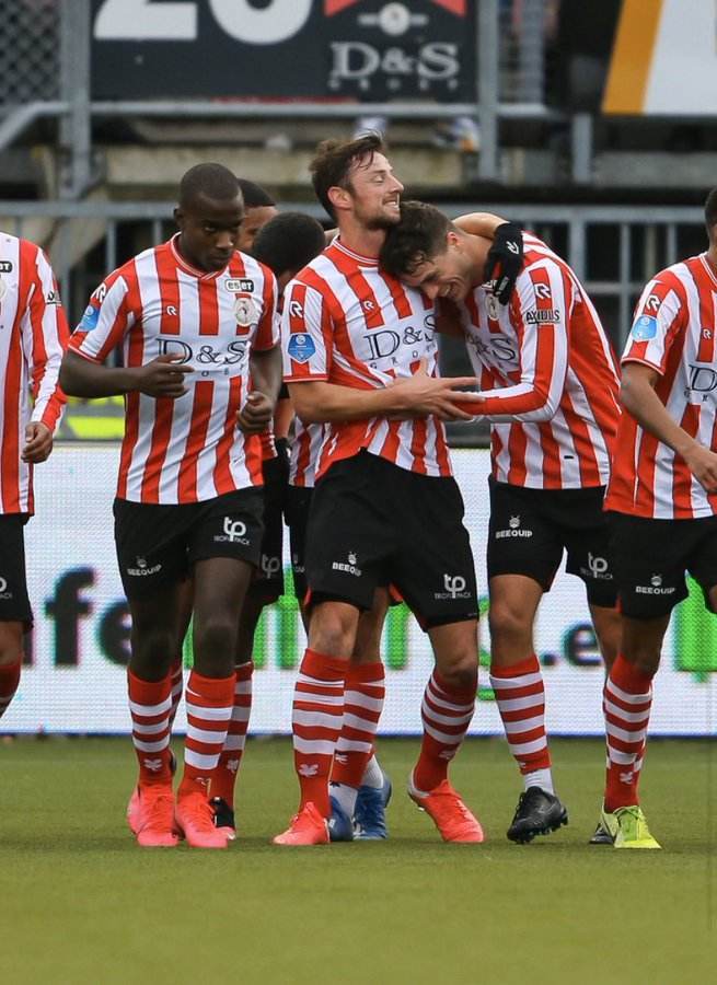 比赛一开始 比赛一开始