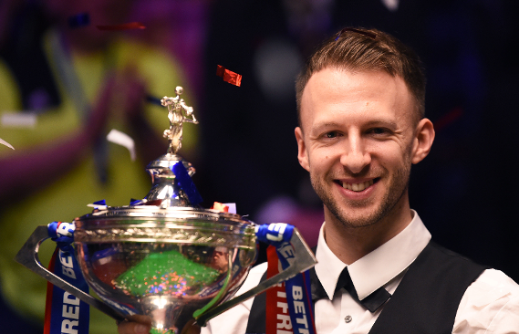 现出无与伦 现出无与伦