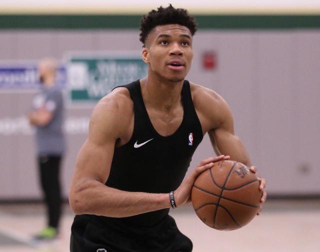 的中场控制 的中场控制